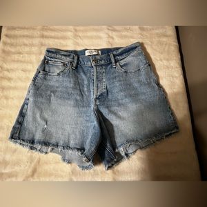 Abercrombie High Rise Dad Short